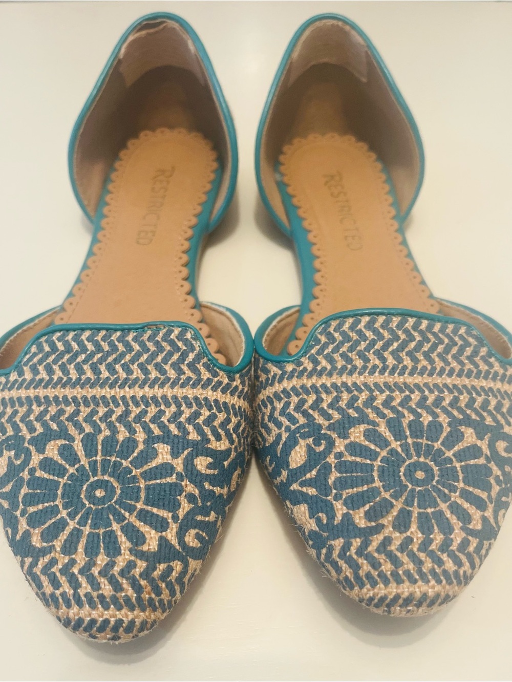 Women’s Size 8 Teal and Beige D'Orsay Flat Espandrills from Soft Surroundings